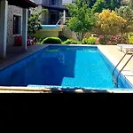 Hotel Club Merla *