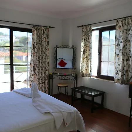 Club Merla Hotel *